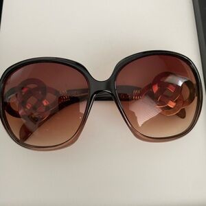 Stylish and stunning  Brown Sunglasses